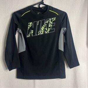 Nike Black and Gray Long Sleeve Athletic DriFit Tee Kids Boys Size Small Workout